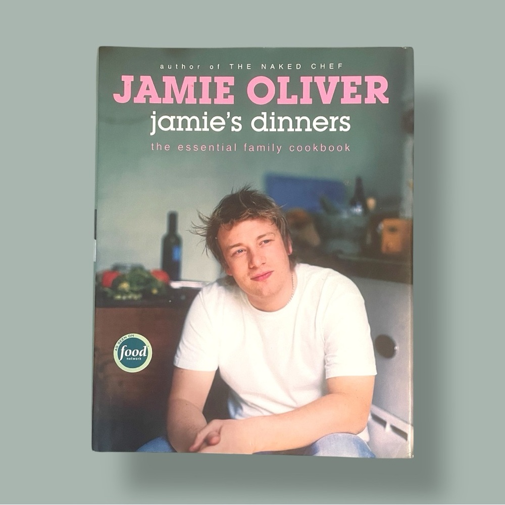 Jamie Oliver Jamie’s Dinners Essentials Family Cookbook